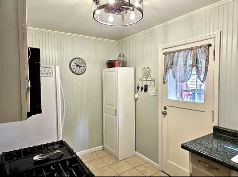 516 S Curtis Ave, Kankakee, IL 60901 photo 5