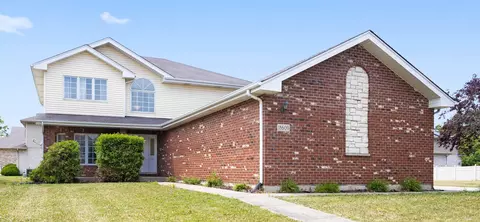 18600 Maple Ave, Country Club Hills, IL 60478