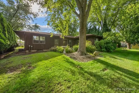 Exterior - 1209 Mallard Dr, Elgin, IL 60123 photo 3 of 3