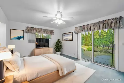 Bedroom - 1209 Mallard Dr, Elgin, IL 60123 photo 1 of 5
