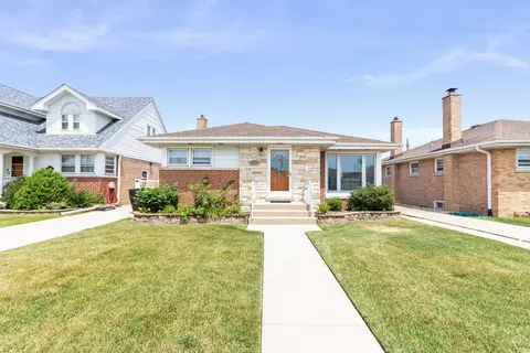 7652 W Victoria St, Chicago, IL 60631