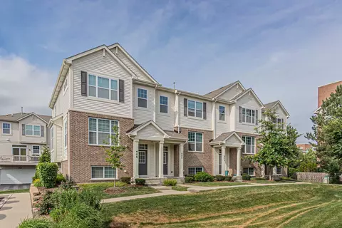 402 Lexington Ln, Rolling Meadows, IL 60008