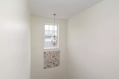 Entry Way - 402 Lexington Ln, Rolling Meadows, IL 60008 photo 3 of 3
