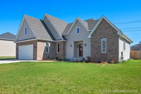 27521 W Deer Hollow Ln, Channahon, IL 60410