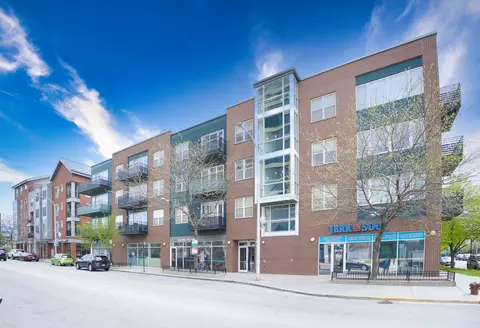17 W 35th St #304, Chicago, IL 60616