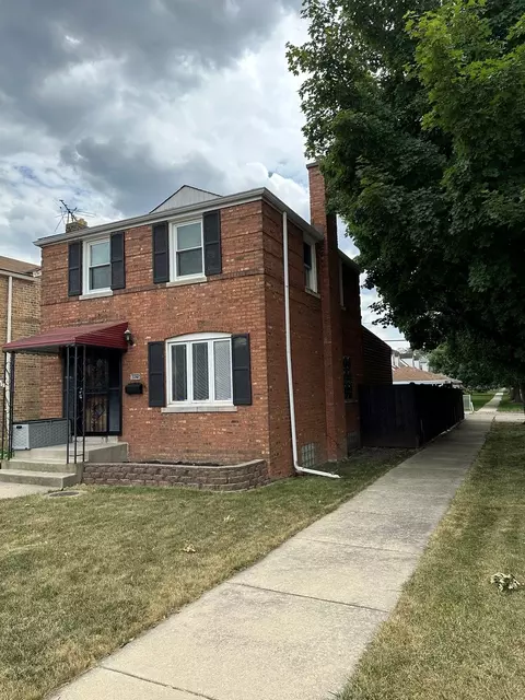 6925 W Foster Ave, Chicago, IL 60656