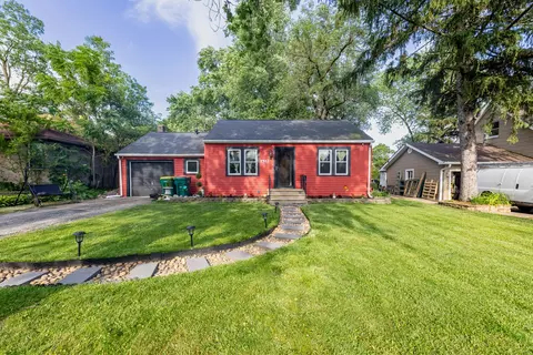 1512 Burry St, Joliet, IL 60435