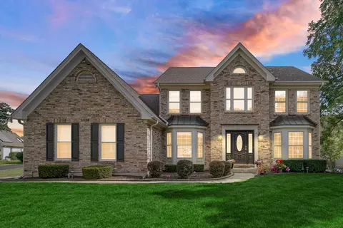 1355 New London Ct, Carol Stream, IL 60188