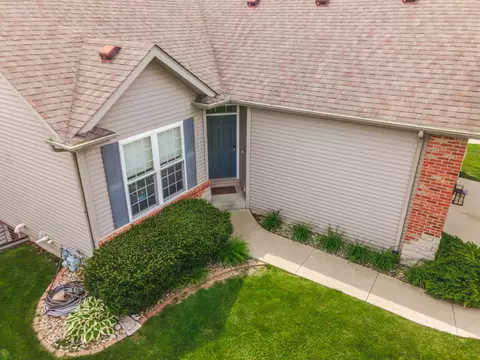 Exterior - 1094 Canyon Creek Rd, Normal, IL 61761 photo 7 of 7
