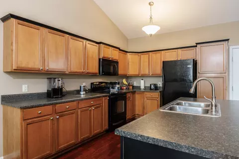 Kitchen - 1094 Canyon Creek Rd, Normal, IL 61761 photo 3 of 3