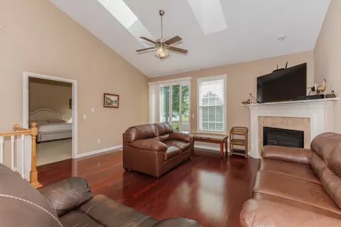 Living - 1094 Canyon Creek Rd, Normal, IL 61761 photo 2 of 2