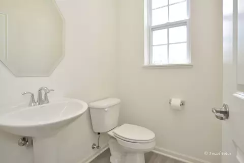 Bath - 1012 Draper Rd, Mchenry, IL 60050 photo 1 of 3