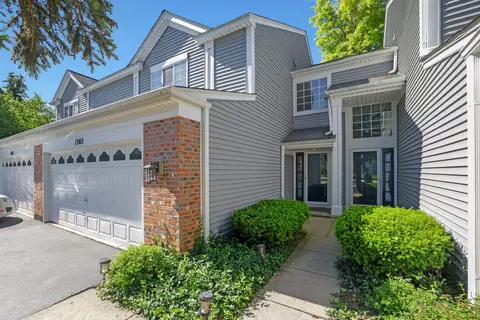 1365 Spaulding Rd, Bartlett, IL 60103 photo 2