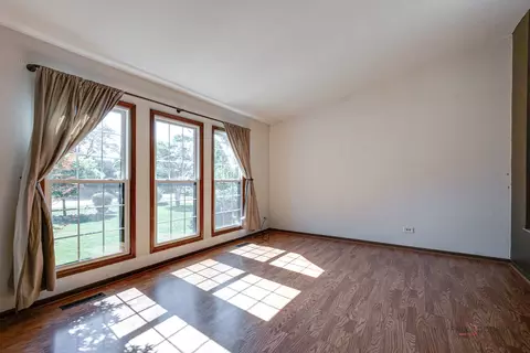 906 Juneway Ave, Deerfield, IL 60015 photo 4