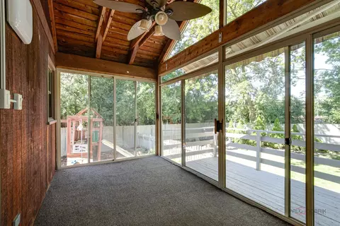 906 Juneway Ave, Deerfield, IL 60015 photo 25