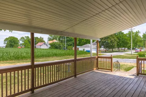 Exterior - 120 N Hickory St, Cullom, IL 60929 photo 1 of 10