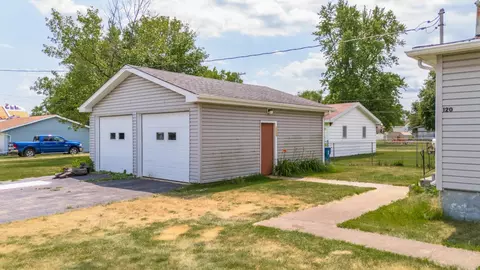 Exterior - 120 N Hickory St, Cullom, IL 60929 photo 8 of 10
