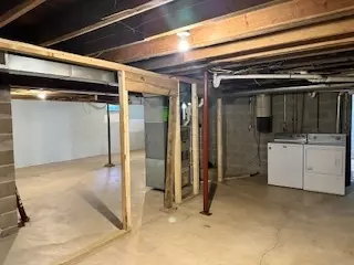 103 E Washington St, Congerville, IL 61729 photo 31