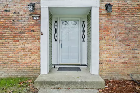 Exterior - 1703 Mayfair Rd, Champaign, IL 61821 photo 2 of 10