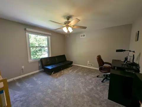 Bedroom - 1703 Mayfair Rd, Champaign, IL 61821 photo 5 of 10