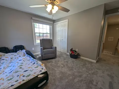 Bedroom - 1703 Mayfair Rd, Champaign, IL 61821 photo 9 of 10