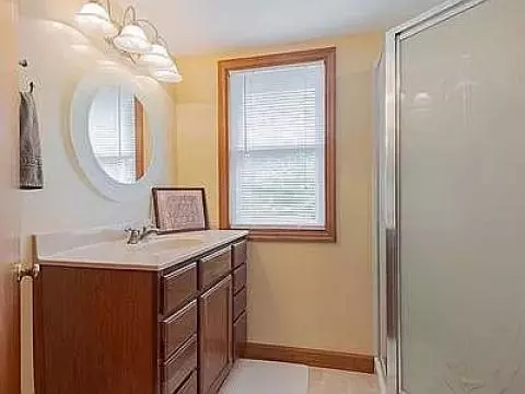 Bath - 308 Grant Rd, Bloomington, IL 61701 photo 2 of 2