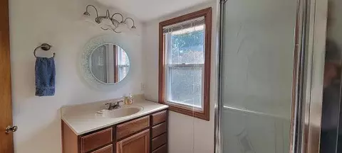 Bath - 308 Grant Rd, Bloomington, IL 61701 photo 1 of 2