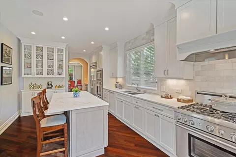 Kitchen - 446 Jackson Ave, Glencoe, IL 60022 photo 2 of 4