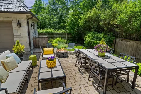 Exterior - 446 Jackson Ave, Glencoe, IL 60022 photo 3 of 6