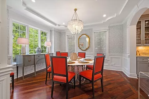 Dining - 446 Jackson Ave, Glencoe, IL 60022 photo 1 of 1