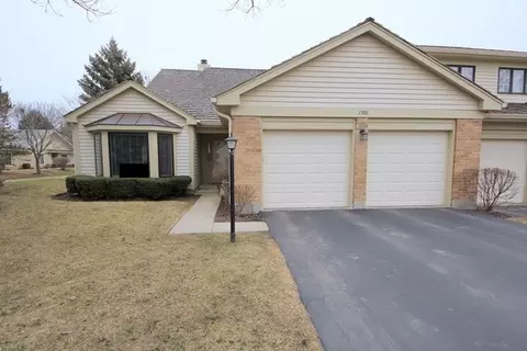 1501 Loatonia Ct, Libertyville, IL 60048
