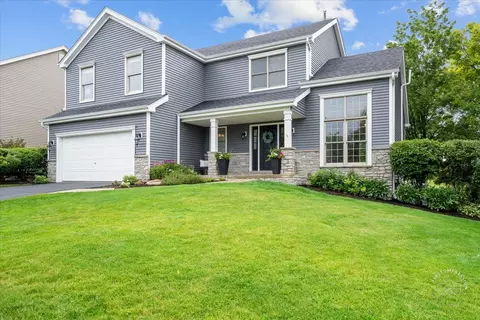 39 W108 Weaver Ln, Geneva, IL 60134