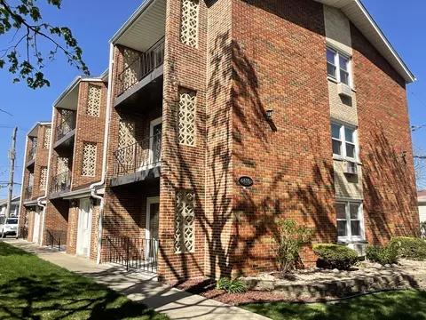 6416 W 64th Pl #1C, Chicago, IL 60638