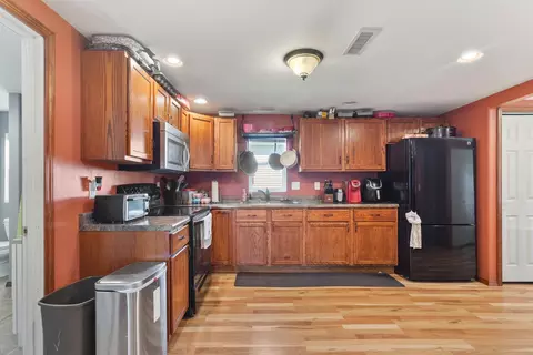 309 N State St, Danvers, IL 61732 photo 12