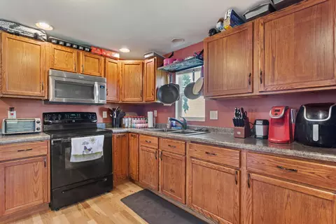 309 N State St, Danvers, IL 61732 photo 15