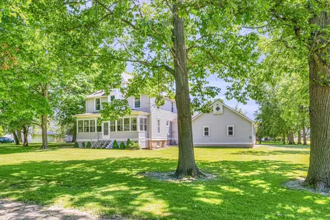 202 E Jackson St, Loda, IL 60948