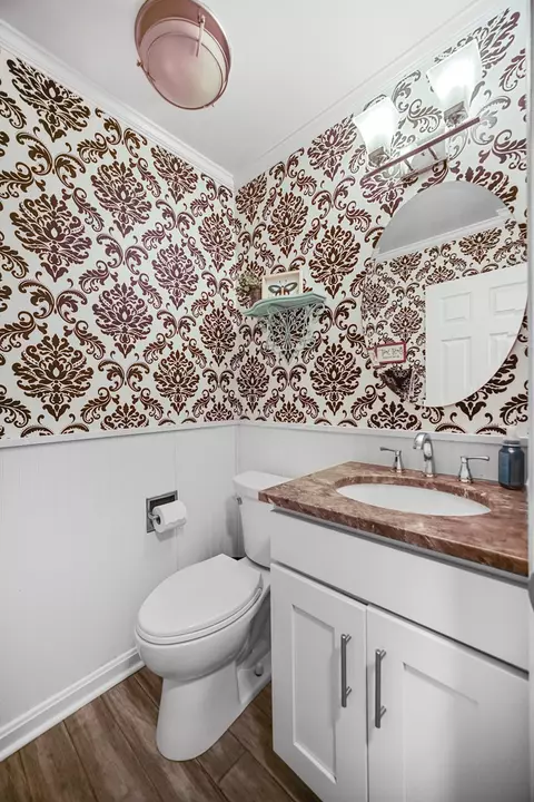 Bath - 716 Holly Dr, Bartlett, IL 60103 photo 1 of 3