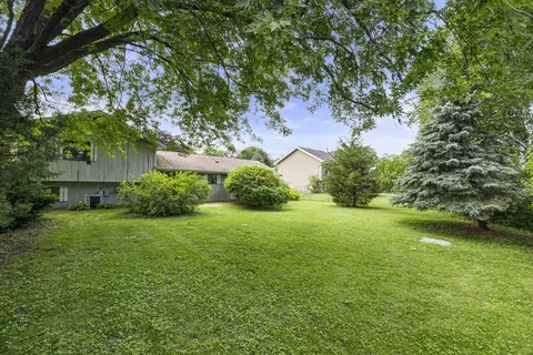 2002 N Sherman Dr, Mchenry, IL 60050 photo 28