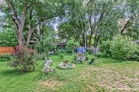 Exterior - 4517 Clearview Dr, Mchenry, IL 60050 photo 4 of 7