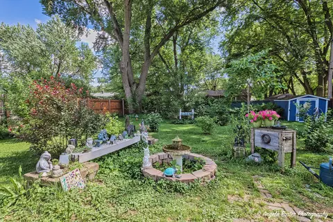 Exterior - 4517 Clearview Dr, Mchenry, IL 60050 photo 7 of 7