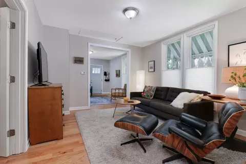 Living - 914 E Locust St, Bloomington, IL 61701 photo 2 of 3