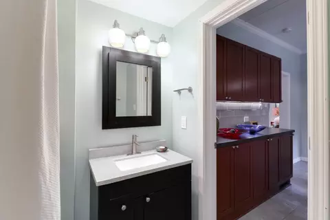 Bath - 914 E Locust St, Bloomington, IL 61701 photo 2 of 2