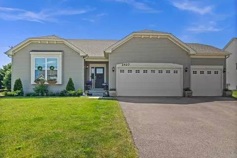 2427 Wythe Pl, Yorkville, IL 60560