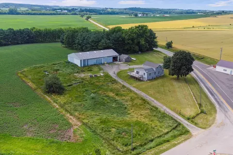 15520 Rock Grove Rd, Durand, IL 61024