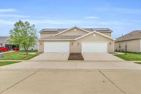 3312-3314 Boulder Ridge Dr, Champaign, IL 61822