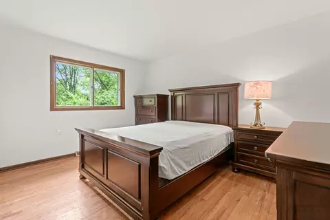 1011 Valewood Rd, Bartlett, IL 60103 photo 9