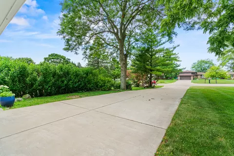 1011 Valewood Rd, Bartlett, IL 60103 photo 19