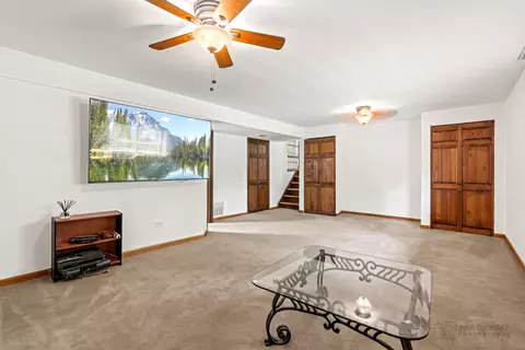 1011 Valewood Rd, Bartlett, IL 60103 photo 13