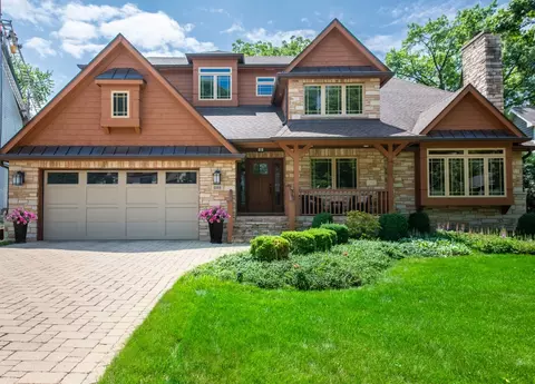 846 Wellner Rd, Naperville, IL 60540