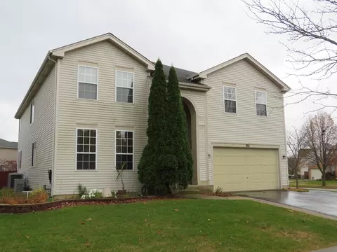 3711 Pinecrest Dr, Carpentersville, IL 60110
